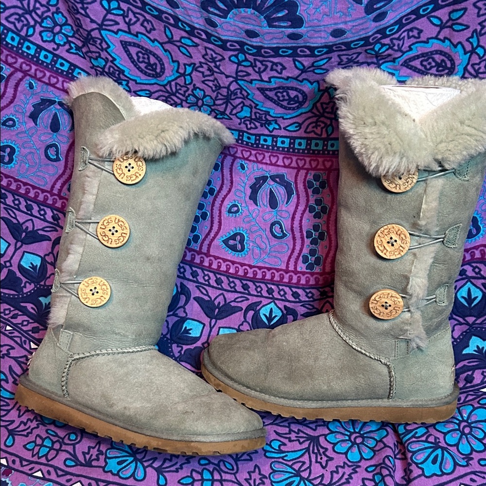 UGG Mint Green Winter Boots with Fur Trim